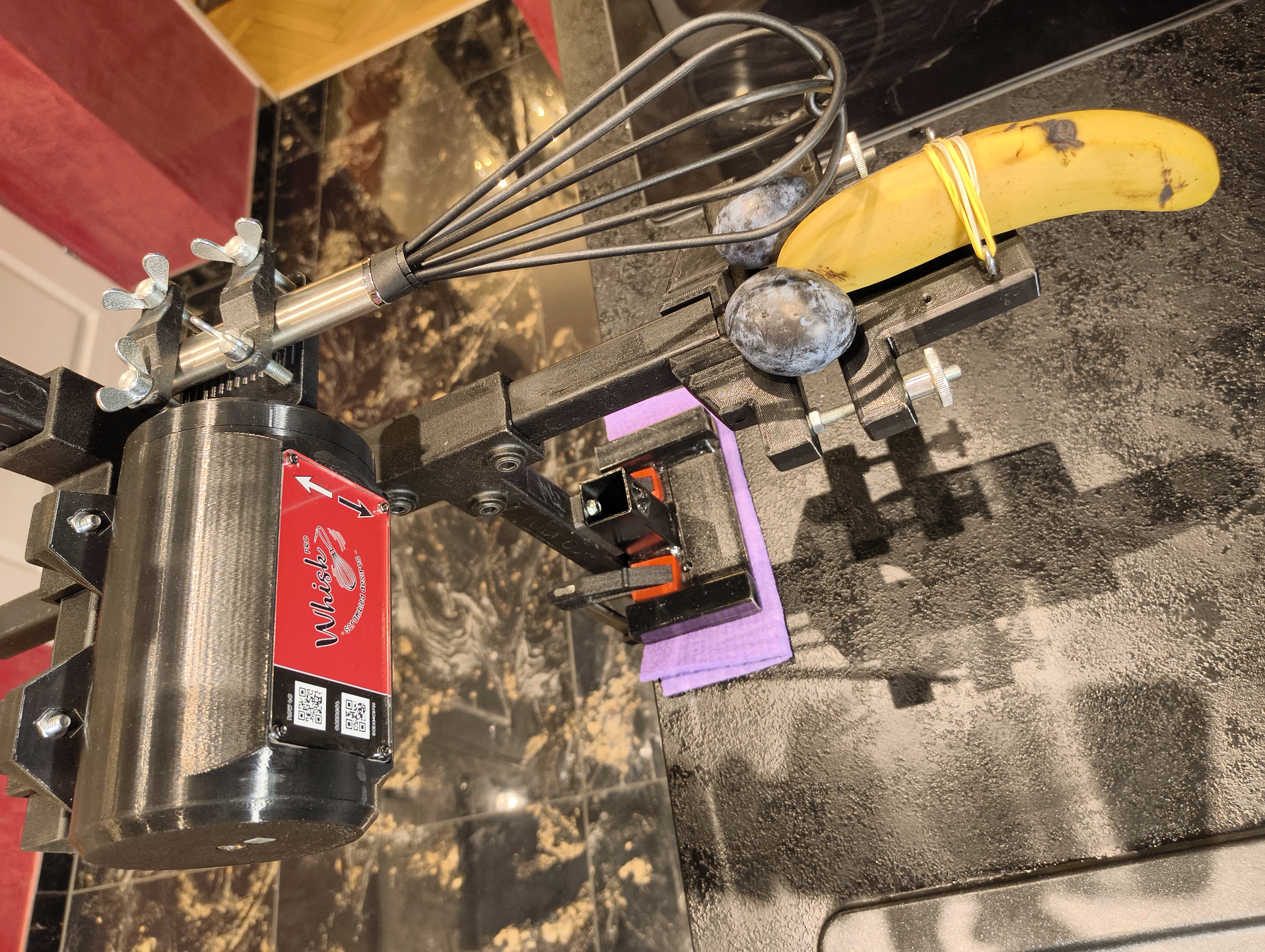 Whisk Spanking- und Tension-Maschine mit montiertem Tool für Impact Play